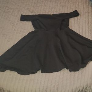 Windsor Off the shoulder dress